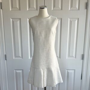 Sail to Sable White Tweed Textured Pleated Hem A-Line Bridal Mini Dress Size 6